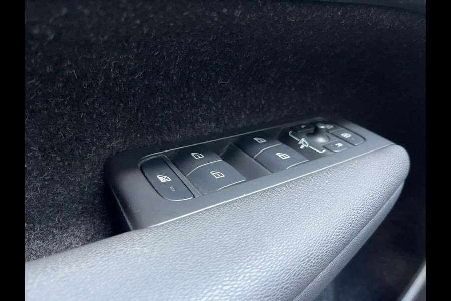 Volvo XC40 1.5 T5 Recharge Inscription | Pano | Leder | Blindspot | Elektr Achterklep | Full LED | (occasion)
