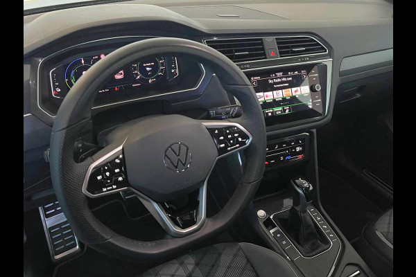 Volkswagen Tiguan 1.4 TSI eHybrid PHEV R-Line Business+ | LED Matrix | Camera | Adaptive CC | Black Pack | (occasion)