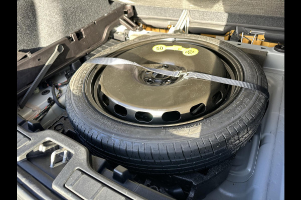 Volvo XC40 1.5 T5 Recharge R-Design | Navi | Two Tone | H&K | Climate | occasion