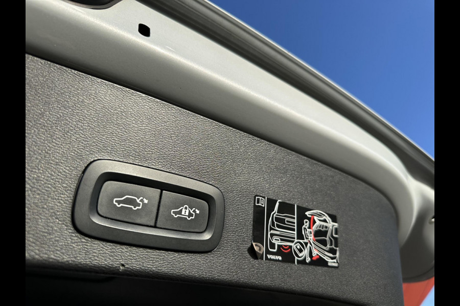 Volvo XC40 1.5 T5 Recharge R-Design | Navi | Two Tone | H&K | Climate | occasion