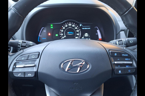 Hyundai Kona EV Comfort 64 kWh | SOH: 94,4% | 3 Fase | Warmtepomp | Navi | Adaptive CC | Climate | occasion