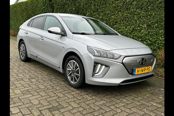 Hyundai IONIQ Comfort EV 38 kWh | SOH: 94,4% | 311km WLTP | Climate | Adaptive CC | Full LED | Navi | occasion