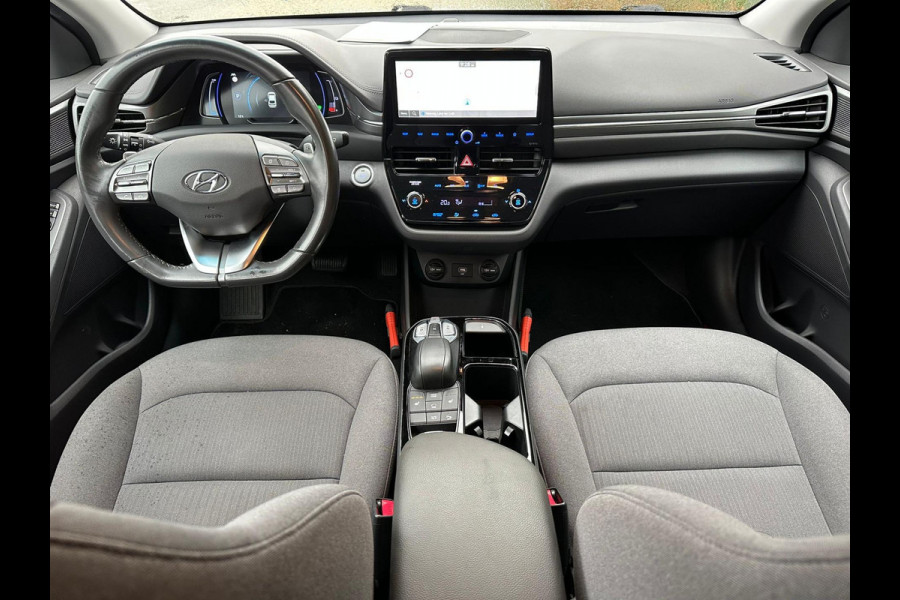 Hyundai IONIQ Comfort EV 38 kWh | SOH: 94,4% | 311km WLTP | Climate | Adaptive CC | Full LED | Navi | occasion