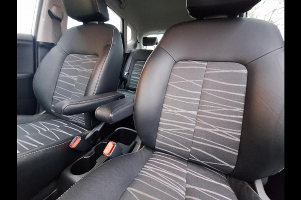 Kia Venga 1.6 CVVT DynamicPLusLine DCT Automaat | Trekhaak | Dealer onderhouden | Navi | Climate | Stoel en Stuurverwarming | occasion