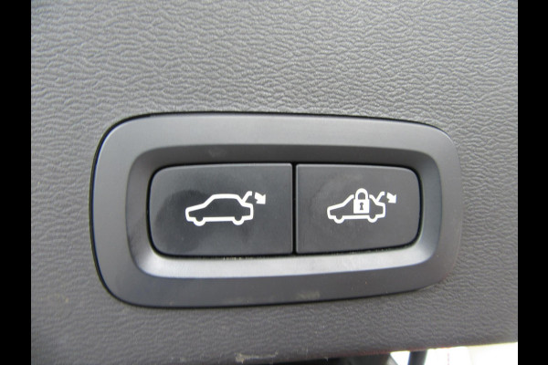 Volvo XC40 1.5 T5 Recharge Inscription | Leder | Trekhaak 1800kg | LED | Camera | (occasion)