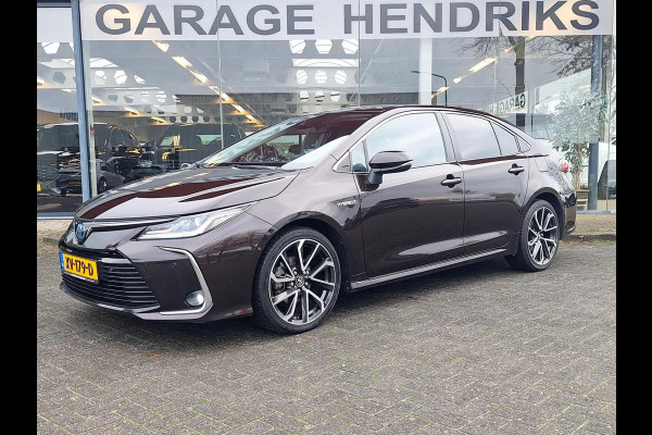 Toyota Corolla 1.8 Hybrid Executive Sedan | Trekhaak | Blindspot | Adaptive CC | Leder-Stof | Occasion