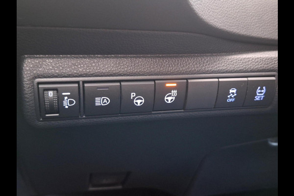 Toyota Corolla 1.8 Hybrid Executive Sedan | Trekhaak | Blindspot | Adaptive CC | Leder-Stof | Occasion
