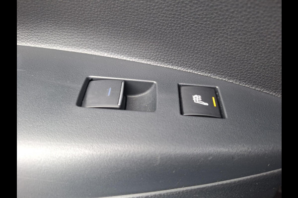 Toyota Corolla 1.8 Hybrid Executive Sedan | Trekhaak | Blindspot | Adaptive CC | Leder-Stof | Occasion