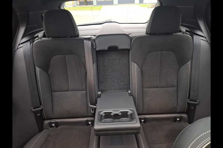 Volvo XC40 1.5 T5 Recharge R-Design | Pano | Two Tone | Trekhaak elektr | Alcantara R | occasion