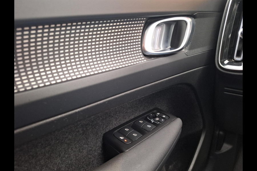 Volvo XC40 1.5 T5 Recharge R-Design | Pano | Two Tone | Trekhaak elektr | Alcantara R | occasion