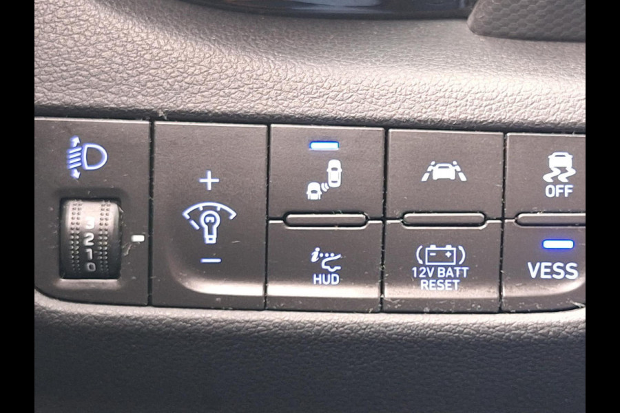 Hyundai Kona 1.6 GDI HEV Fashion Automaat | Trekhaak 1.300kg | BlindSpot | HUD | Climate | Adaptive CC | Navi | occasion