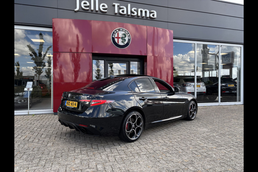 Alfa Romeo Giulia 2.0T 280 AWD Veloce | 19" Velgen | Panoramadak | Adas 2 | Carplay en Android Let op auto niet altijd aanwezig