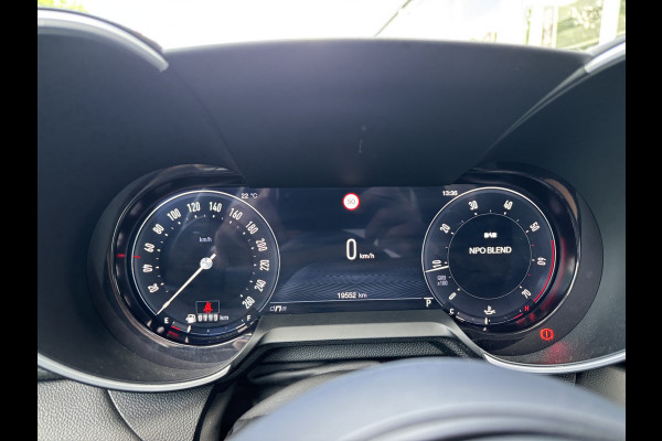 Alfa Romeo Giulia 2.0T 280 AWD Veloce | 19" Velgen | Panoramadak | Adas 2 | Carplay en Android Let op auto niet altijd aanwezig