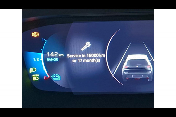 Peugeot e-208 EV GT Pack 50 kWh NL AUTO | PANO | CAMERA | STOELVERW | AFN. TREKHAAK |