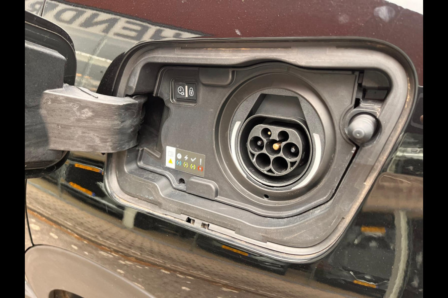 Peugeot 3008 1.6 HYbrid Allure 225pk Automaat | Navi | LED | Camera | (occasion)