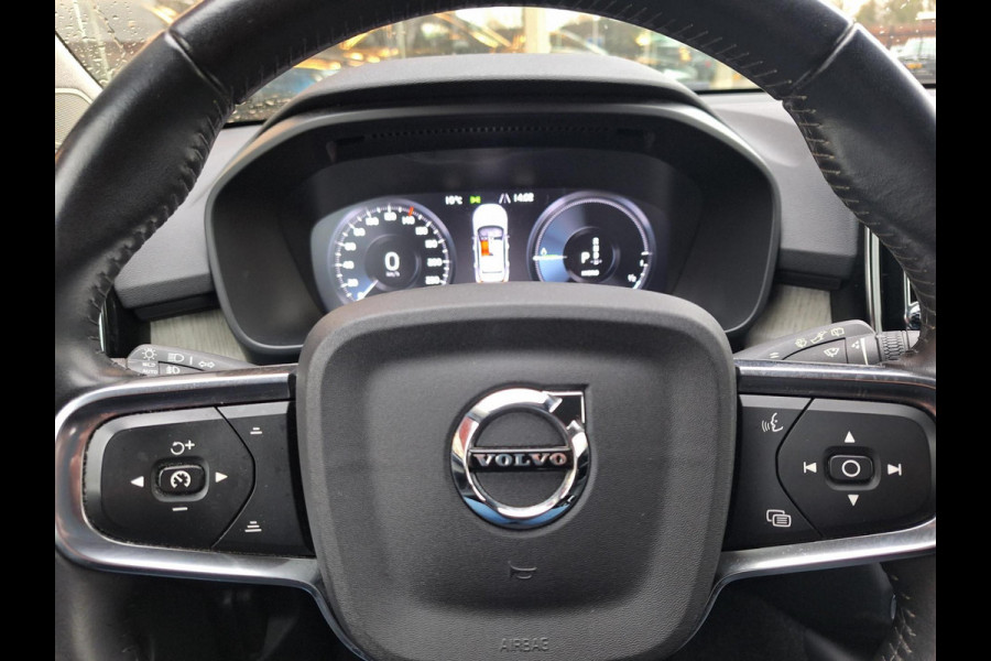 Volvo XC40 1.5 T5 Recharge R-Design | Trekhaak 1800kg | Leder | stoelverwarming | Blindspot | occasion