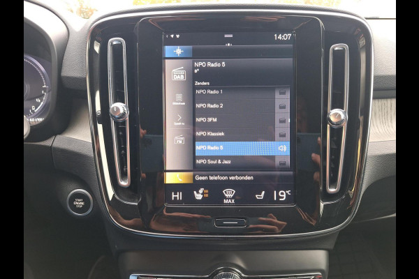 Volvo XC40 1.5 T5 Recharge R-Design | Trekhaak 1800kg | Leder | stoelverwarming | Blindspot | occasion