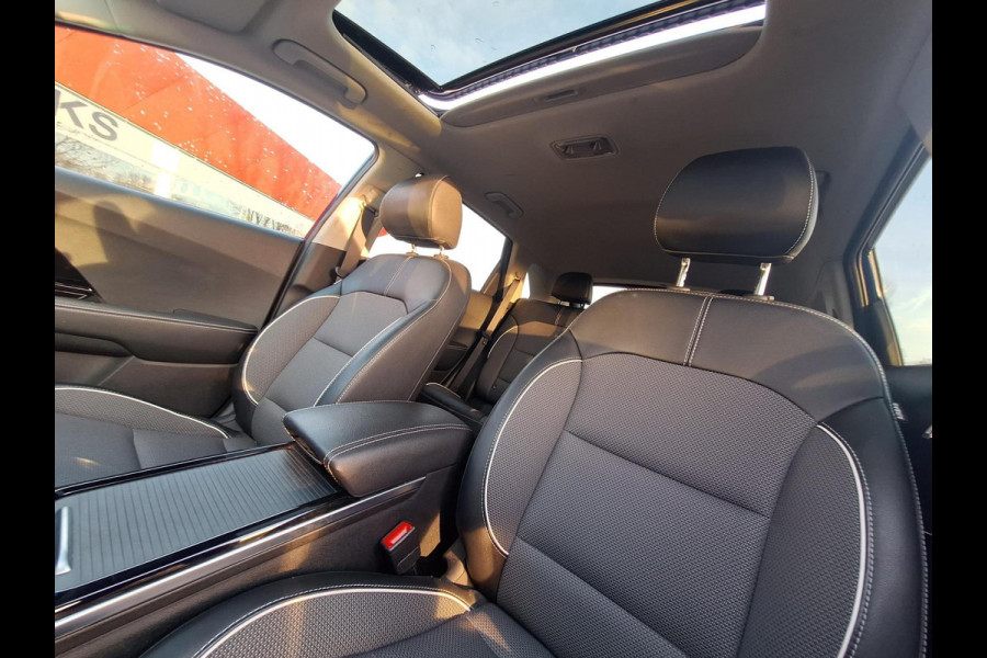 Kia e-Niro DynamicPlusLine 64 kWh | SOH: 93,9% | Trekhaak | Schuifdak | LED | Navi | Adaptive CC | occasion