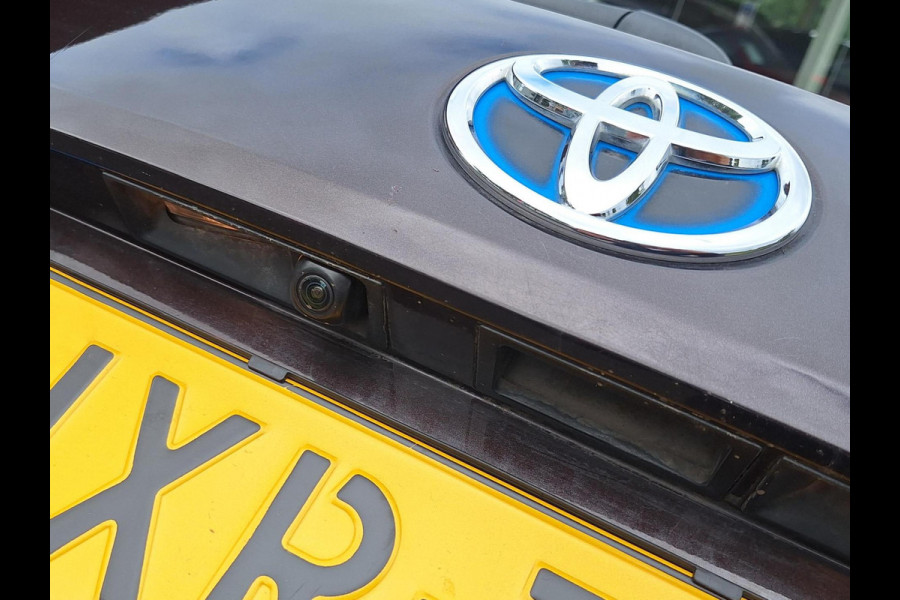 Toyota Corolla Touring Sports 1.8 Hybrid Active | Navi | Full LED | Camera | 4x nieuwe All Season | occasion