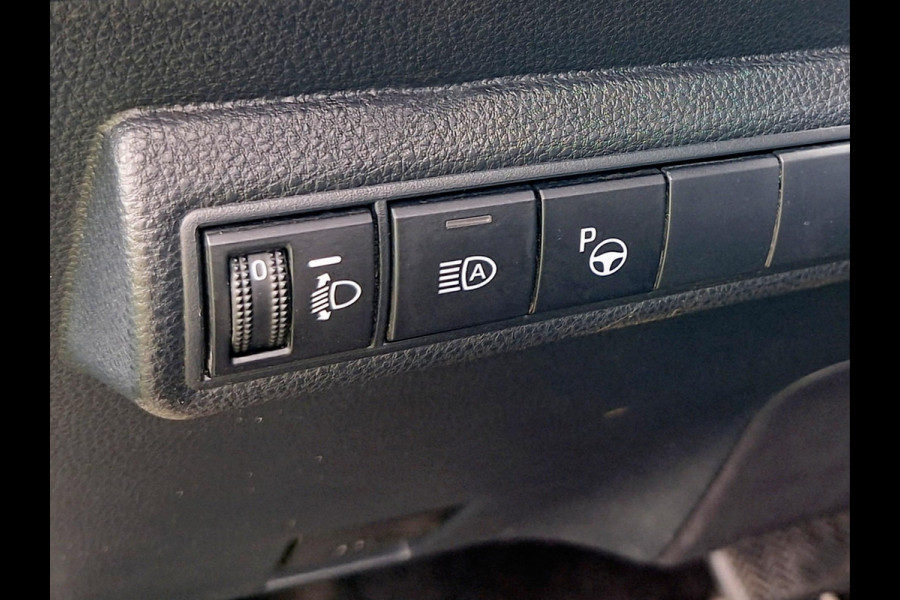 Toyota Corolla Touring Sports 1.8 Hybrid Active | Navi | Full LED | Camera | 4x nieuwe All Season | occasion