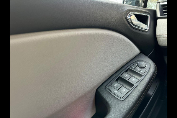 Renault Clio 1.6 E-Tech Hybrid 140 Initiale Paris | Leder | Blindspot | 360 Cam | VOL! | occasion