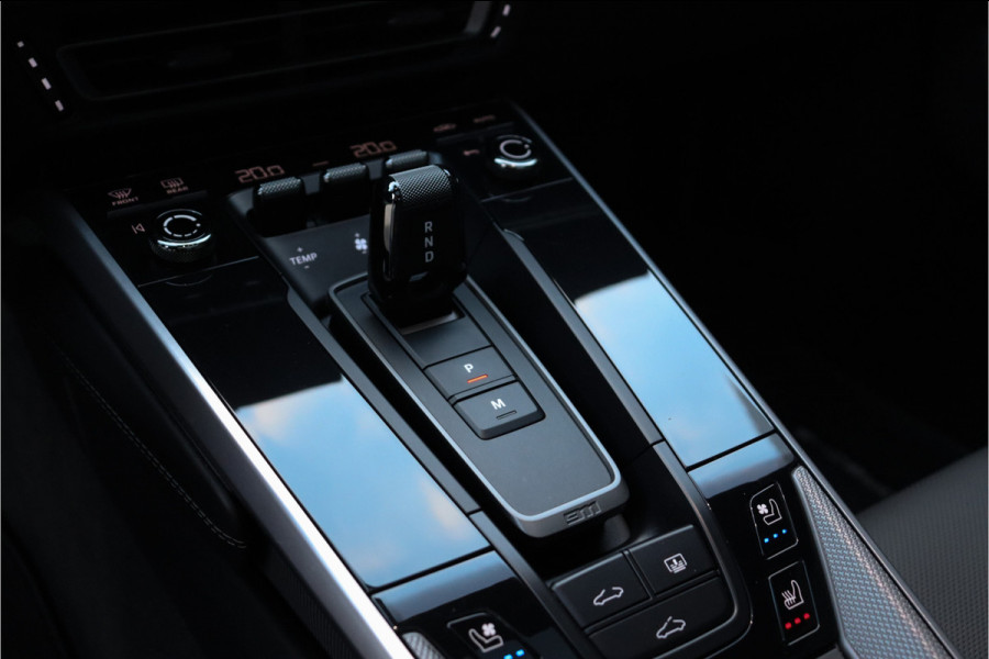 Porsche 911 992 3.0 Carrera 4 S **Pan.dak/Excl.Manufactor/LIFT/Burmester/Night/4WS**