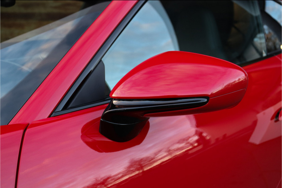 Porsche 911 992 3.0 Carrera 4 S **Pan.dak/Excl.Manufactor/LIFT/Burmester/Night/4WS**