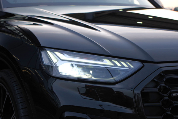 Audi Q5 55 TFSI e 367 PK S-Line Edition Competition PHEV, Trekhaak, Luchtvering, Panoramadak