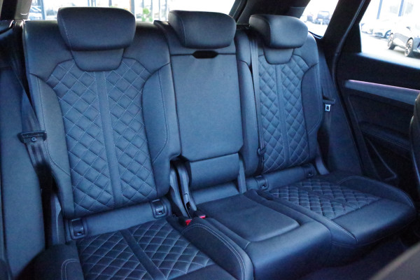 Audi Q5 55 TFSI e 367 PK S-Line Edition Competition PHEV, Trekhaak, Luchtvering, Panoramadak