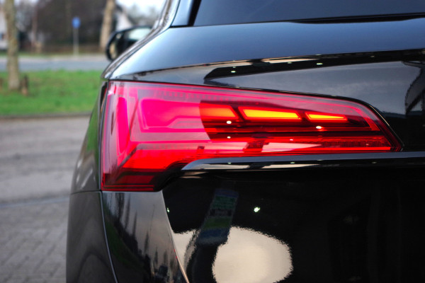 Audi Q5 55 TFSI e 367 PK S-Line Edition Competition PHEV, Trekhaak, Luchtvering, Panoramadak