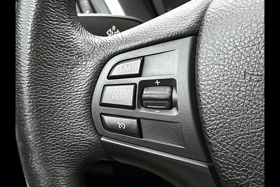BMW 1-serie 118i Corporate Lease Executive (NL-auto, Goed OnderH, Navi, Climate Con, Parkeersensoren, Cruise Con, Etc)