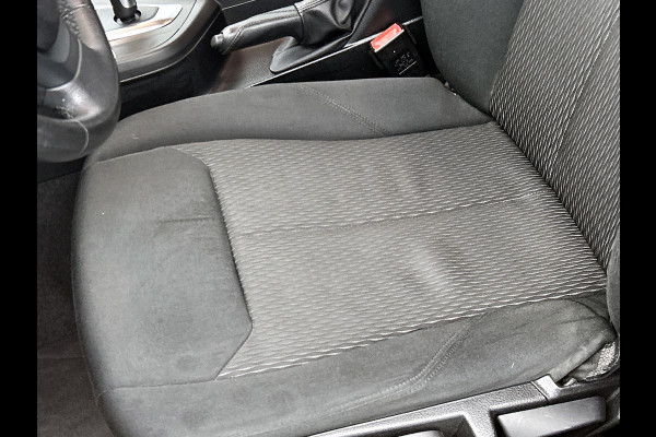 BMW 1-serie 118i Corporate Lease Executive (NL-auto, Goed OnderH, Navi, Climate Con, Parkeersensoren, Cruise Con, Etc)