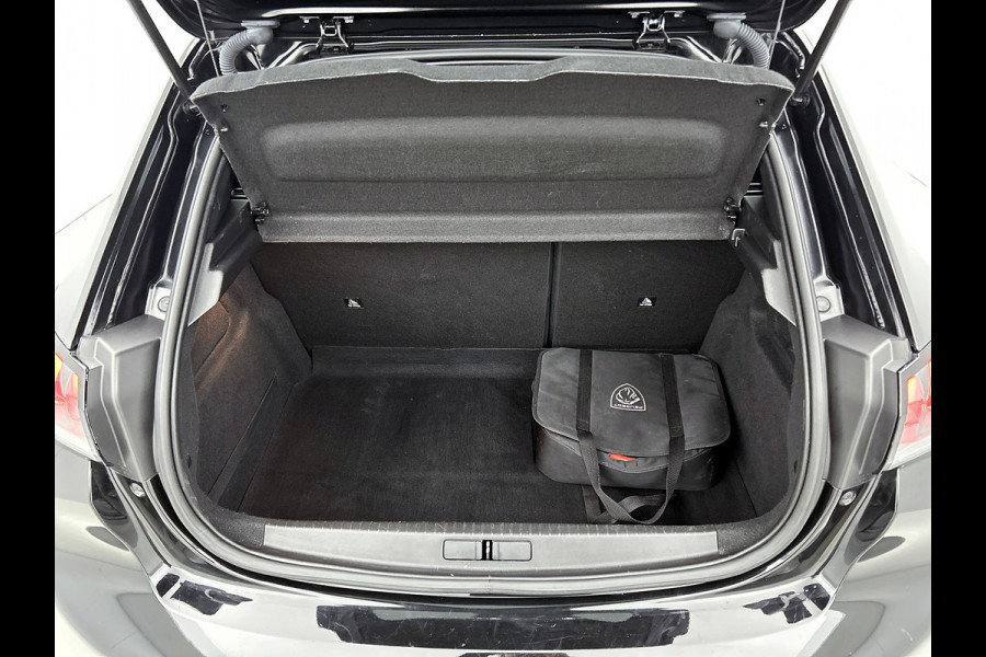 Peugeot e-208 EV Active Pack 50 kWh(NL-auto, Navi, Parkeersensoren, Lane Assist, Cruise Con, Airco, Etc)