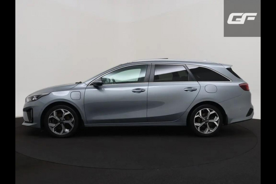 Kia Ceed Sportswagon 1.6 GDI PHEV DynamicPlusLine Pano ACC Camera