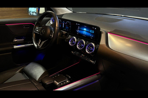 Mercedes-Benz EQA 250 Electric Art 67 kWh + PANO / CAMERA / DODEHOEK / SFEERVERLICHTING