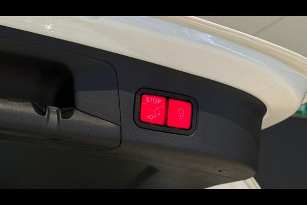 Mercedes-Benz EQA 250 Electric Art 67 kWh + PANO / CAMERA / DODEHOEK / SFEERVERLICHTING