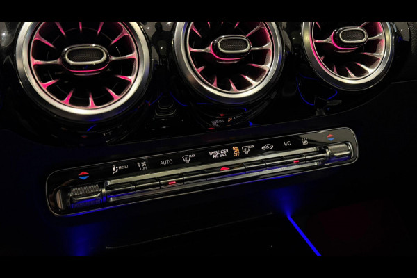 Mercedes-Benz EQA 250 Electric Art 67 kWh + PANO / CAMERA / DODEHOEK / SFEERVERLICHTING