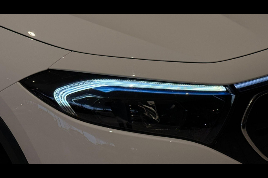 Mercedes-Benz EQA 250 Electric Art 67 kWh + PANO / CAMERA / DODEHOEK / SFEERVERLICHTING