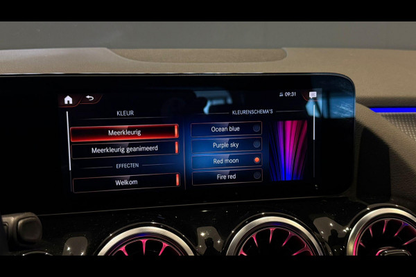 Mercedes-Benz EQA 250 Electric Art 67 kWh + PANO / CAMERA / DODEHOEK / SFEERVERLICHTING