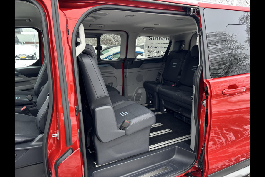 Ford Tourneo Custom 340 L1H1 Active 65 kWh | SCI | 218pk | Driver Assistance Pack | Verwarmde Voorstoelen | 8 persoons | Uniek in Nederland!