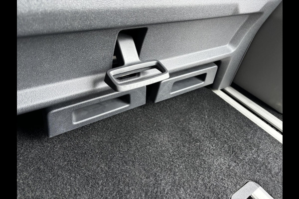 Ford Tourneo Custom 340 L1H1 Active 65 kWh | SCI | 218pk | Driver Assistance Pack | Verwarmde Voorstoelen | 8 persoons | Uniek in Nederland!