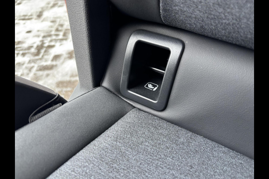 Ford Tourneo Custom 340 L1H1 Active 65 kWh | SCI | 218pk | Driver Assistance Pack | Verwarmde Voorstoelen | 8 persoons | Uniek in Nederland!