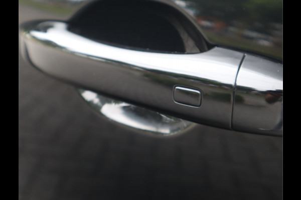 Renault Captur 1.3 TCe 140 Business Zen