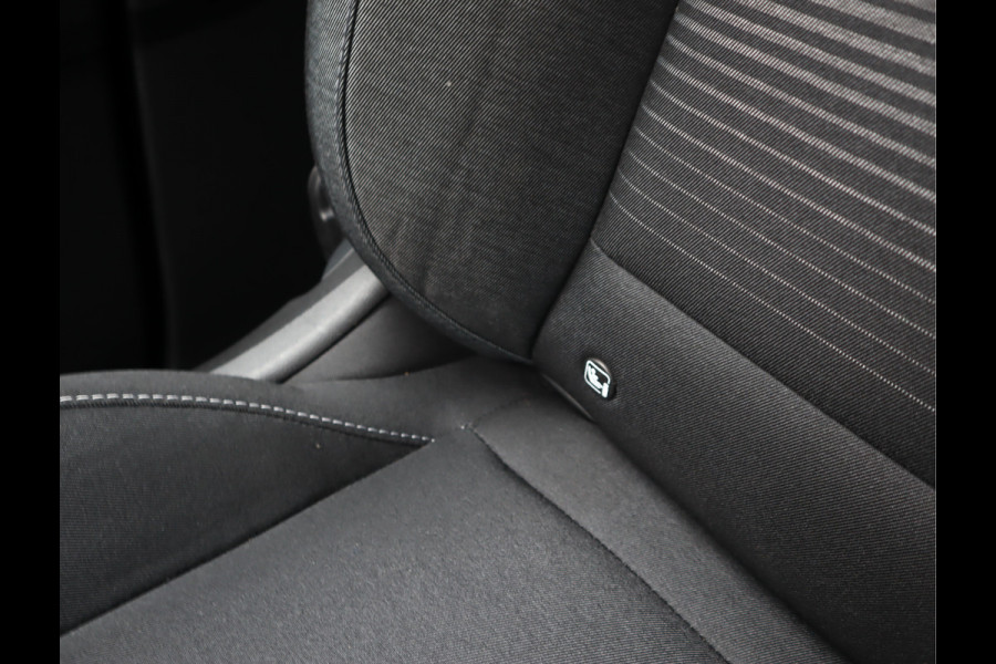 Renault Captur 1.3 TCe 140 Business Zen