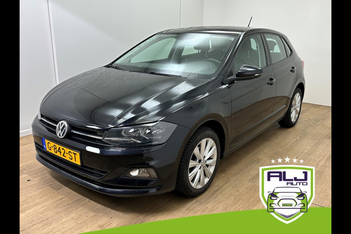 Volkswagen Polo Occasion 1.0 TSI Highline | Zwart | Tweedehands Volkswagen Polo | Stoelverwarming | Airco | Cruisecontrol