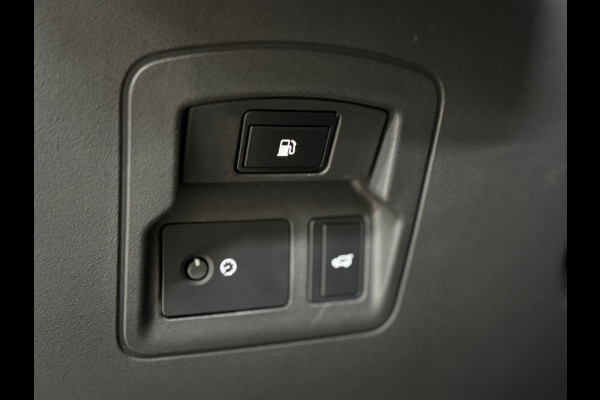 Land Rover Range Rover Velar 2.0 P400e R-Dynamic SE | Pano | Meridian | Memory | Massagestoelen | Navigatie