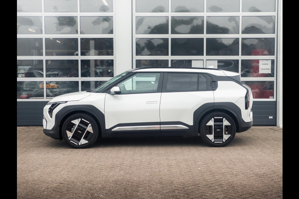 Kia EV3 Plus Advanced 58.3 kWh | Binnenkort beschikbaar | Schuifkanteldak | Stoel en stuurverwarming |