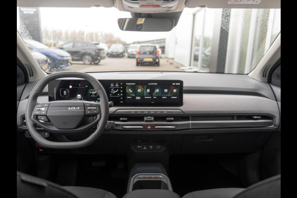 Kia EV3 Plus 58.3 kWh | Binnenkort beschikbaar | Stoel en stuurverwarming | Carplay/android auto |