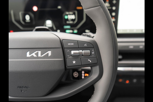 Kia EV3 Plus 58.3 kWh | Binnenkort beschikbaar | Stoel en stuurverwarming | Carplay/android auto |