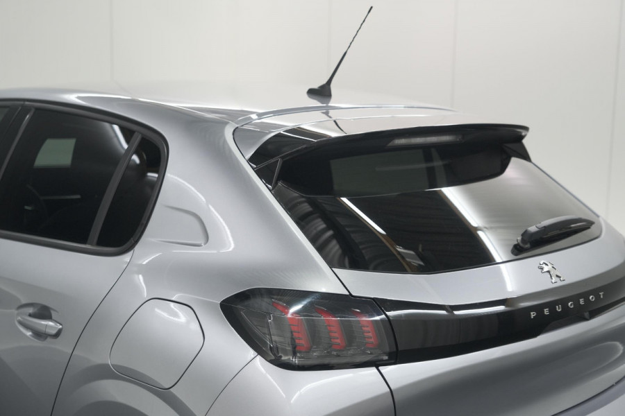 Peugeot 208 PureTech 100 Allure Pack | Camera | Adaptieve Cruise Control | Apple Carplay | Stoelverwarming